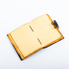 Leather Journal Dairy for Girls - Unruled Notebook Diary for Travelers with Wolf Print