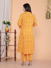 Women's Cotton Floral Printed Mandarin Collar A-Line Kurti with Pant (Orange)