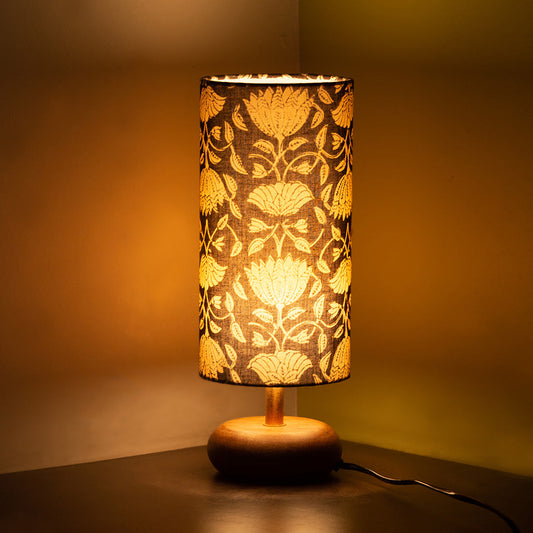 'Blooming Lotus' Cylindrical Table Lamp In Mango Wood (35.6 cm)