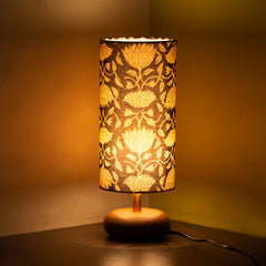 'Blooming Lotus' Cylindrical Table Lamp In Mango Wood (35.6 cm)