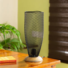 Ebony Mesh' Handcrafted Table Lamp In Mango Wood & Iron (38.1 cm)