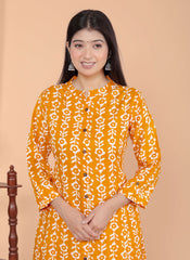 Women's Cotton Floral Printed Mandarin Collar A-Line Kurti with Pant (Orange)