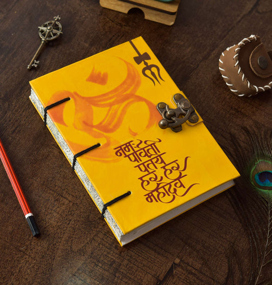 Handmade Printed Cardboard Journal Diary with Buckle Lock Unruled 200 Pages Notepad Personal Diaries for Men and Women -1