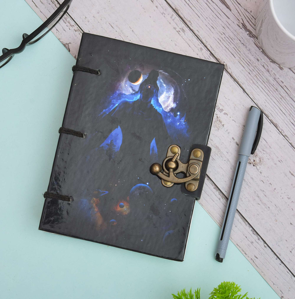Handmade Printed Cardboard Journal Diary with Buckle Lock Unruled 200 Pages Notepad Personal Diaries for Men and Women -1