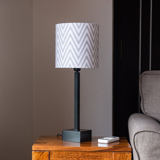 'Greyed Chevrons' Handcrafted Table Lamp In Iron (45.7 cm)