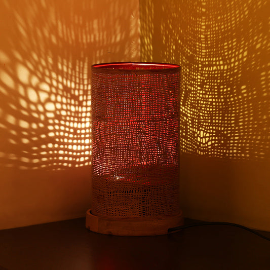 Glorious Mars' Hand-etched Table Lamp In Iron (27.9 cm | Matte Finish)