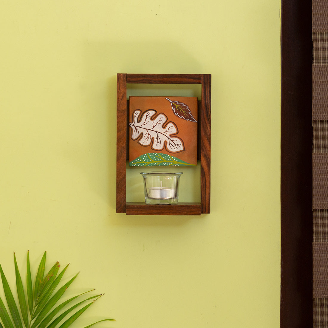 'Shades of a Leaf' Wall Tea-Light Holder in Sheesham Wood & Terracotta